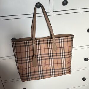 Burberry tote bag